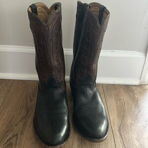 Authentic Frye boots Men's